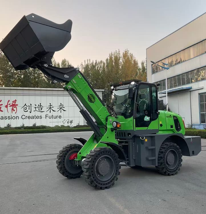 Why Dairy Farms Are Switching to Electric Telehandlers